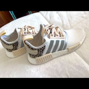 Adidas leopard print size 6.5.